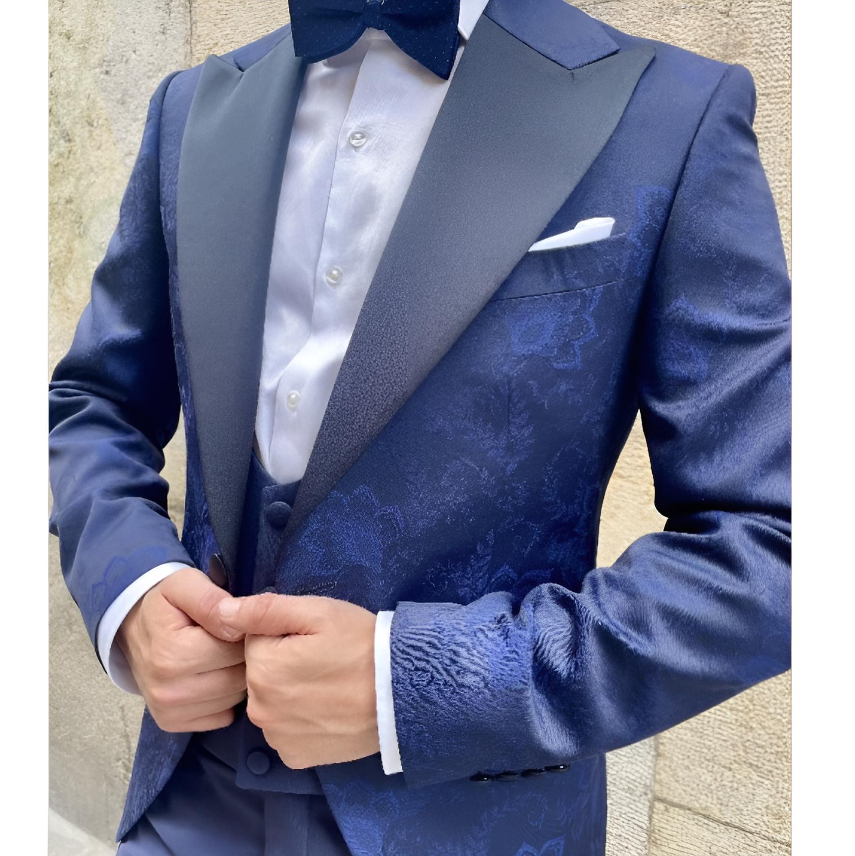 TRAJE CEREMONIA BANUS